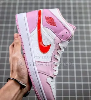 Photo - NIKE Air Jordan 1 Mid High Master Quality Luxury Shoes