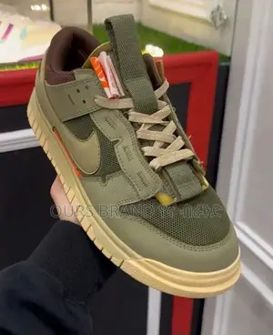 Photo - Nike Sb Sneaker High Master Quality Luxury Sneakers Shoes 