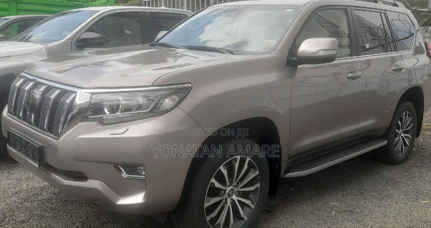 New Toyota Land Cruiser 2023 Gold
