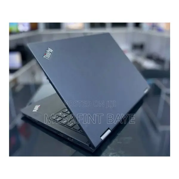 New Laptop Lenovo ThinkPad Yoga 370 8GB Intel Core I5 SSD 512GB