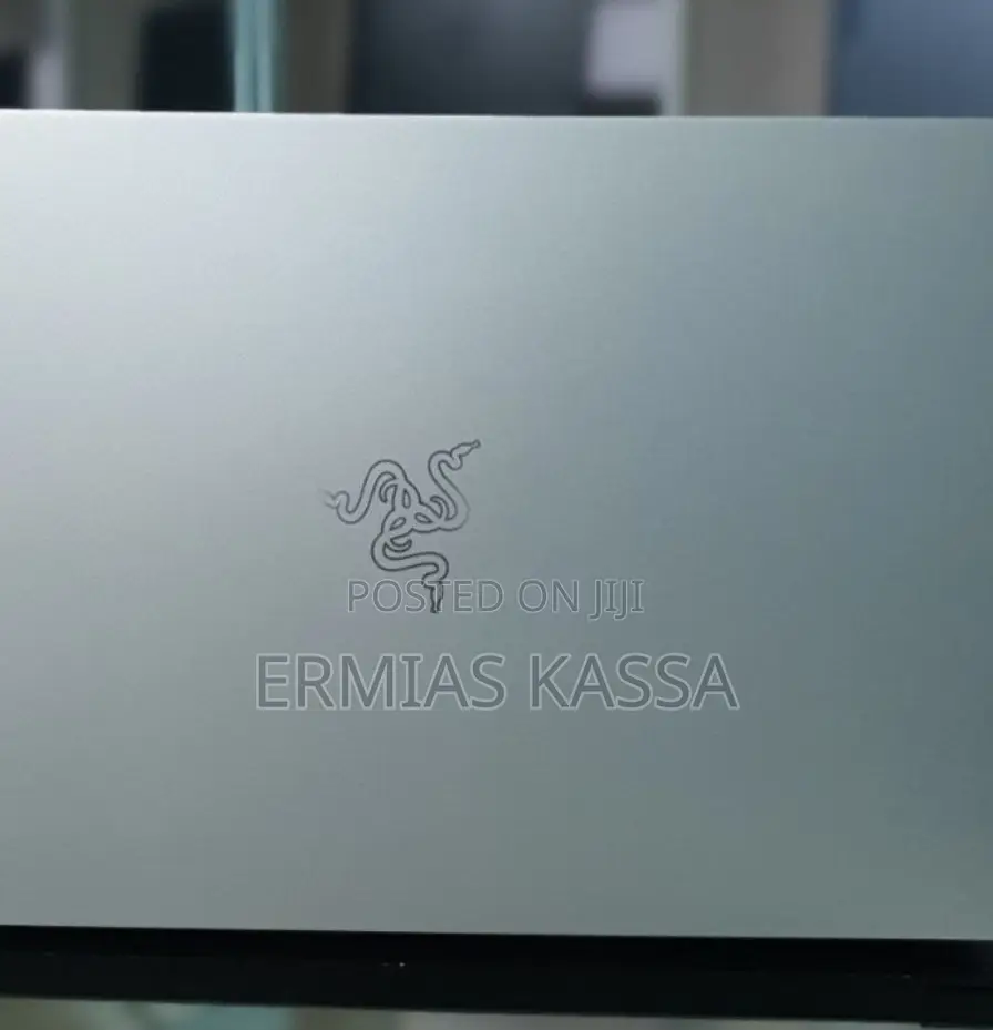 New Laptop Razer Blade Advanced 16GB Intel Core I7 SSD 512GB