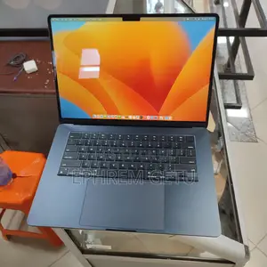 New Laptop Apple MacBook Air 2023 M2 8GB Apple M2 SSD 256GB