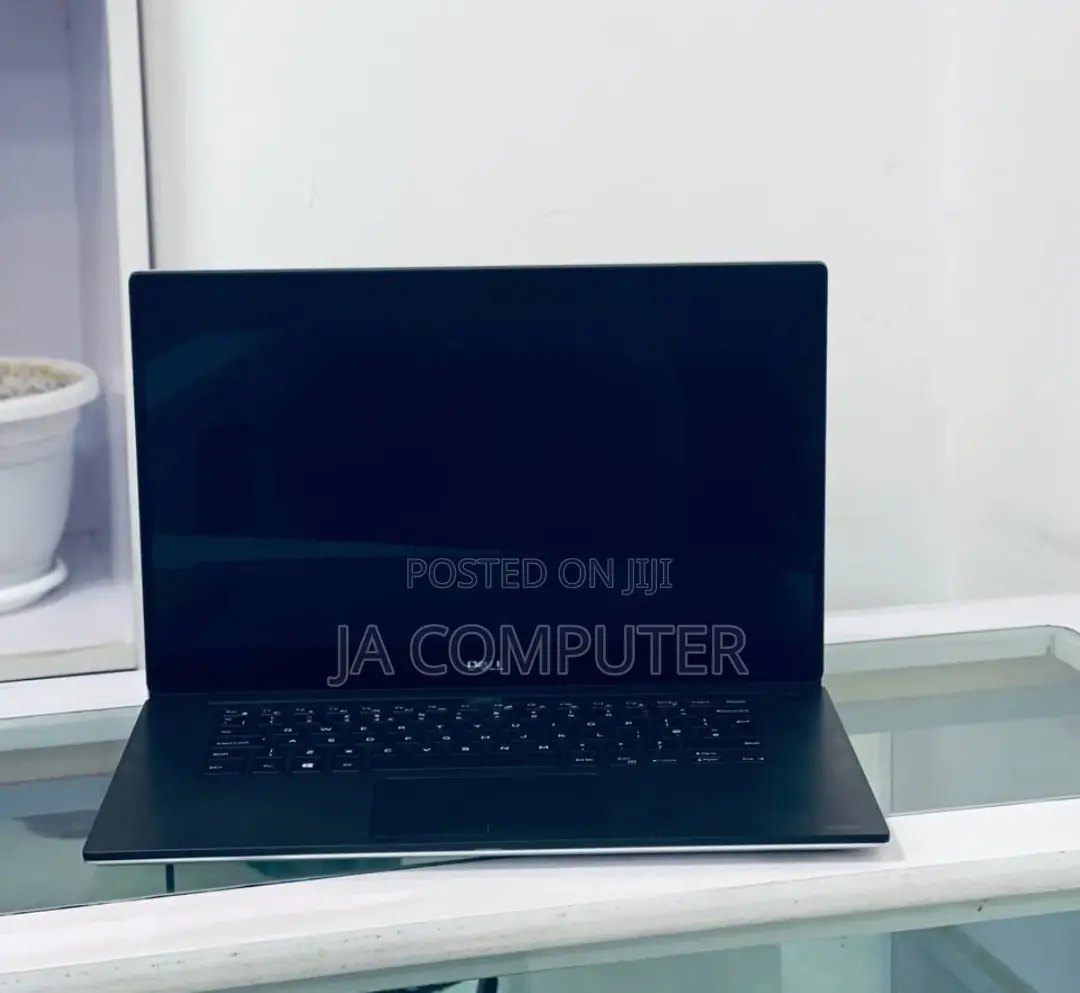 New Laptop Dell Precision 5540 32GB Intel Core I7 SSD 512GB
