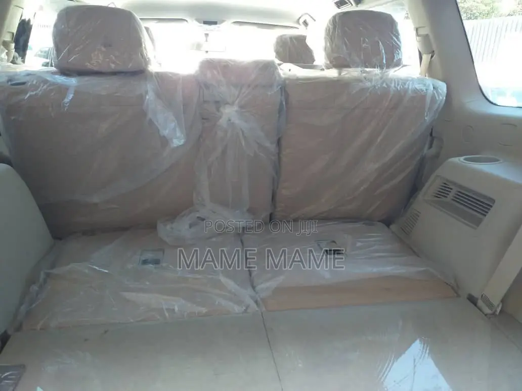 New Toyota Corolla 2022 Silver