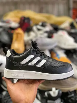 Adidas Sneakers High Master Quality Luxury Shoes