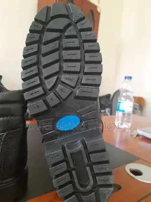 Anwesha Safety High Master Quality Luxury Sneakers Shoes 