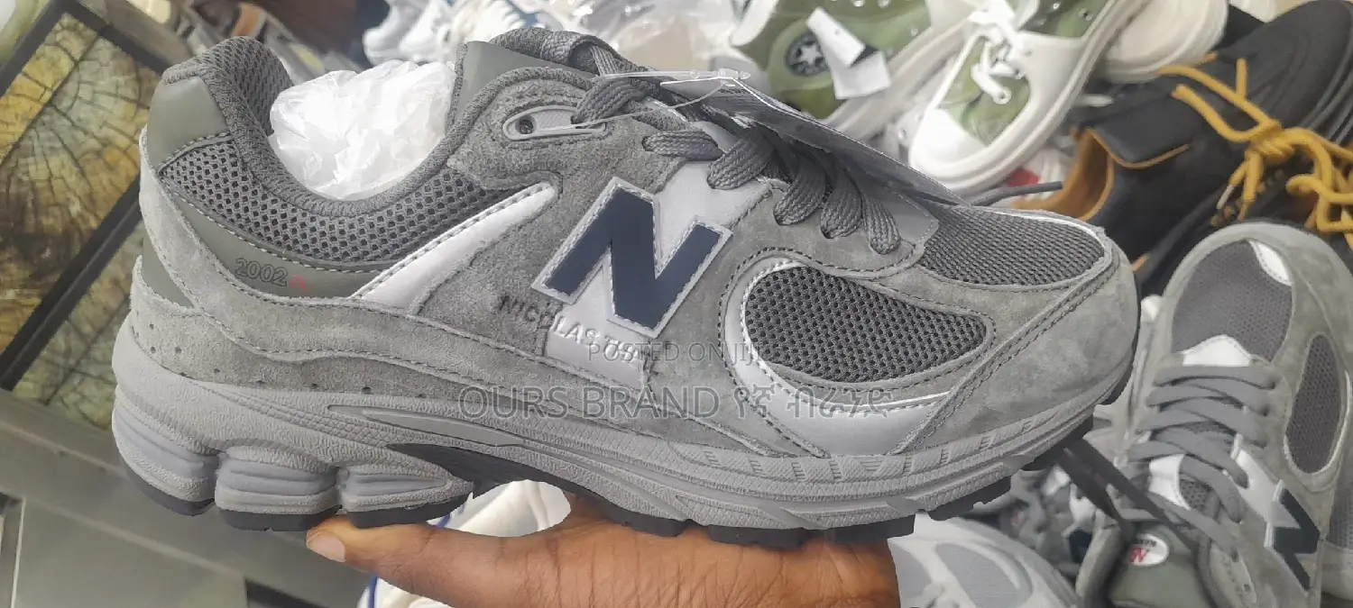 New Balance High Master Quality Luxurious Sneakers Shoes 