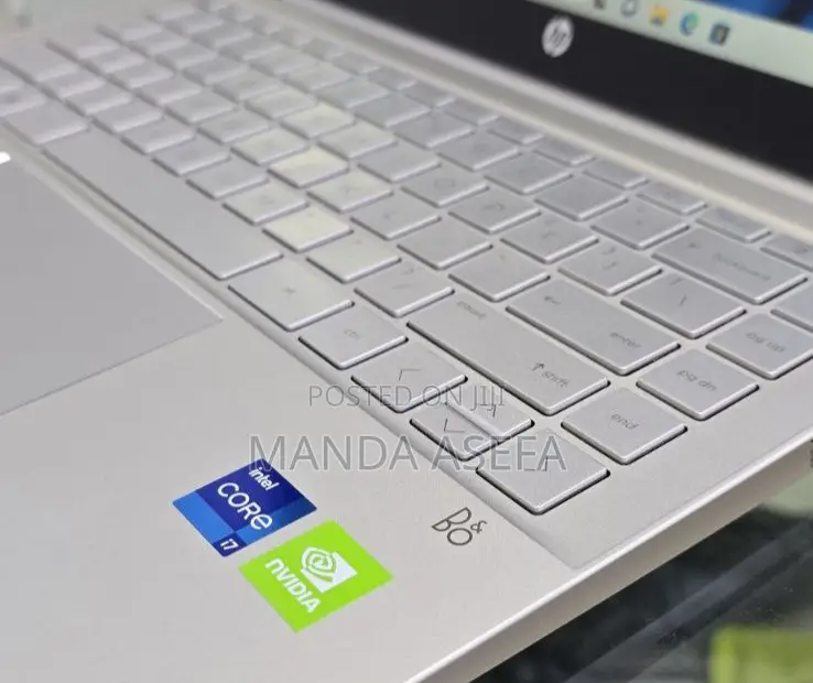 New Laptop HP Pavilion 14 16GB Intel Core I7 SSD 512GB
