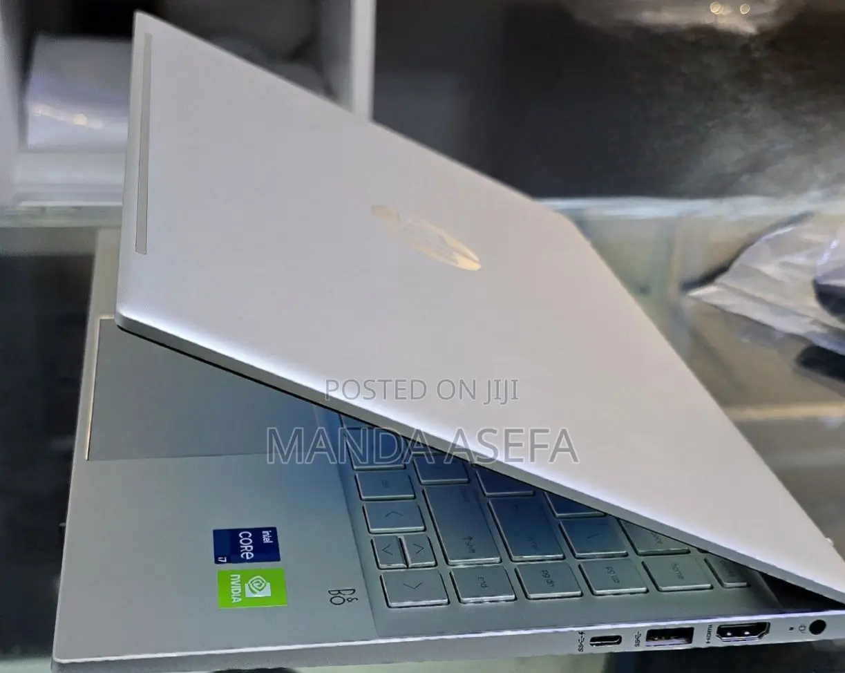 New Laptop HP Pavilion 14 16GB Intel Core I7 SSD 512GB
