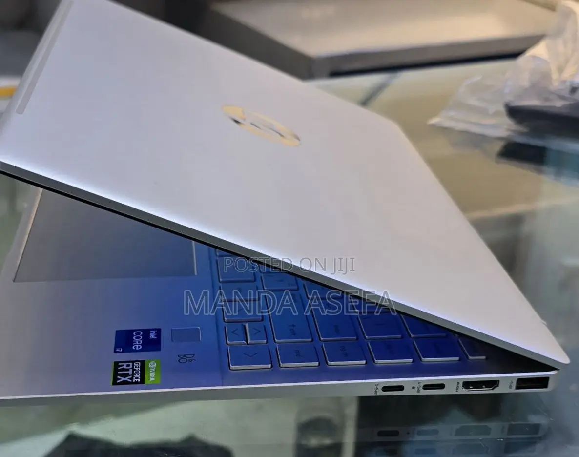 New Laptop HP Envy 14 16GB Intel Core I7 SSD 512GB