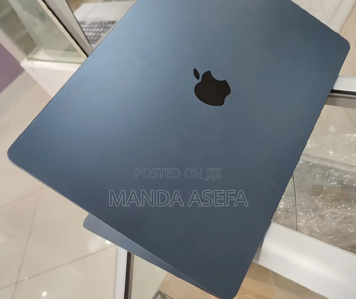 New Laptop Apple MacBook Air 8GB Apple M2 SSD 256GB