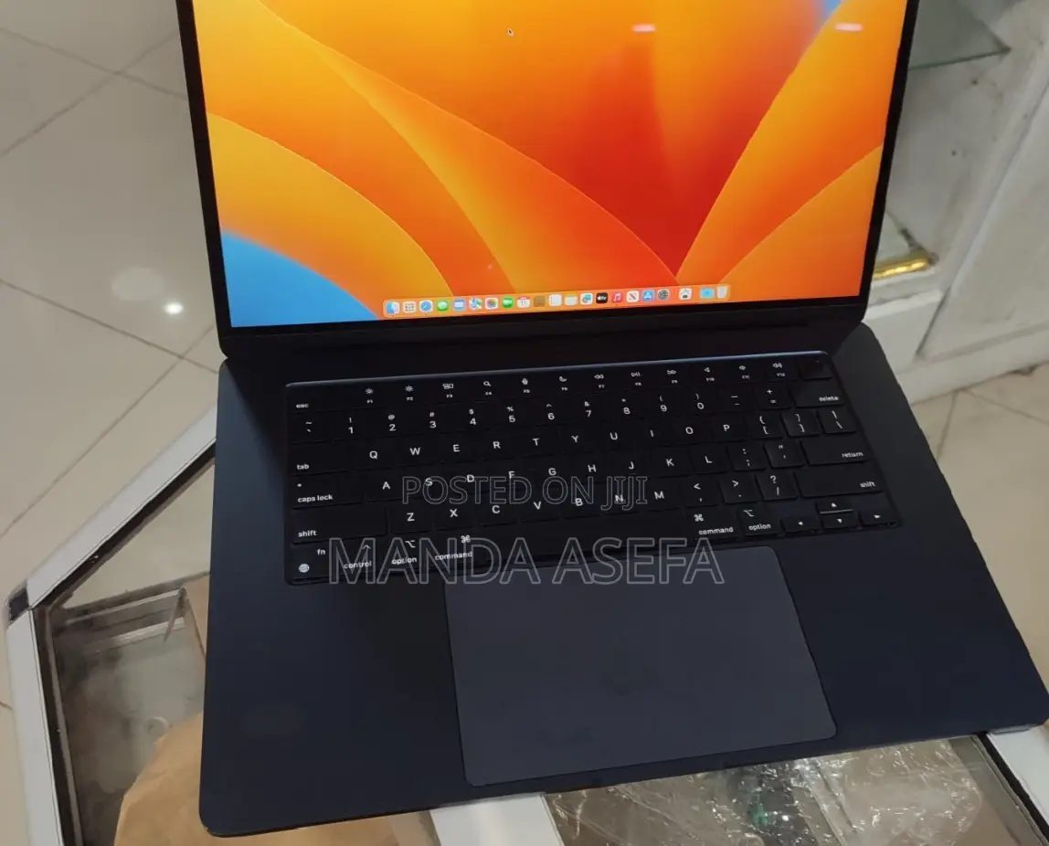 New Laptop Apple MacBook Air 8GB Apple M2 SSD 256GB