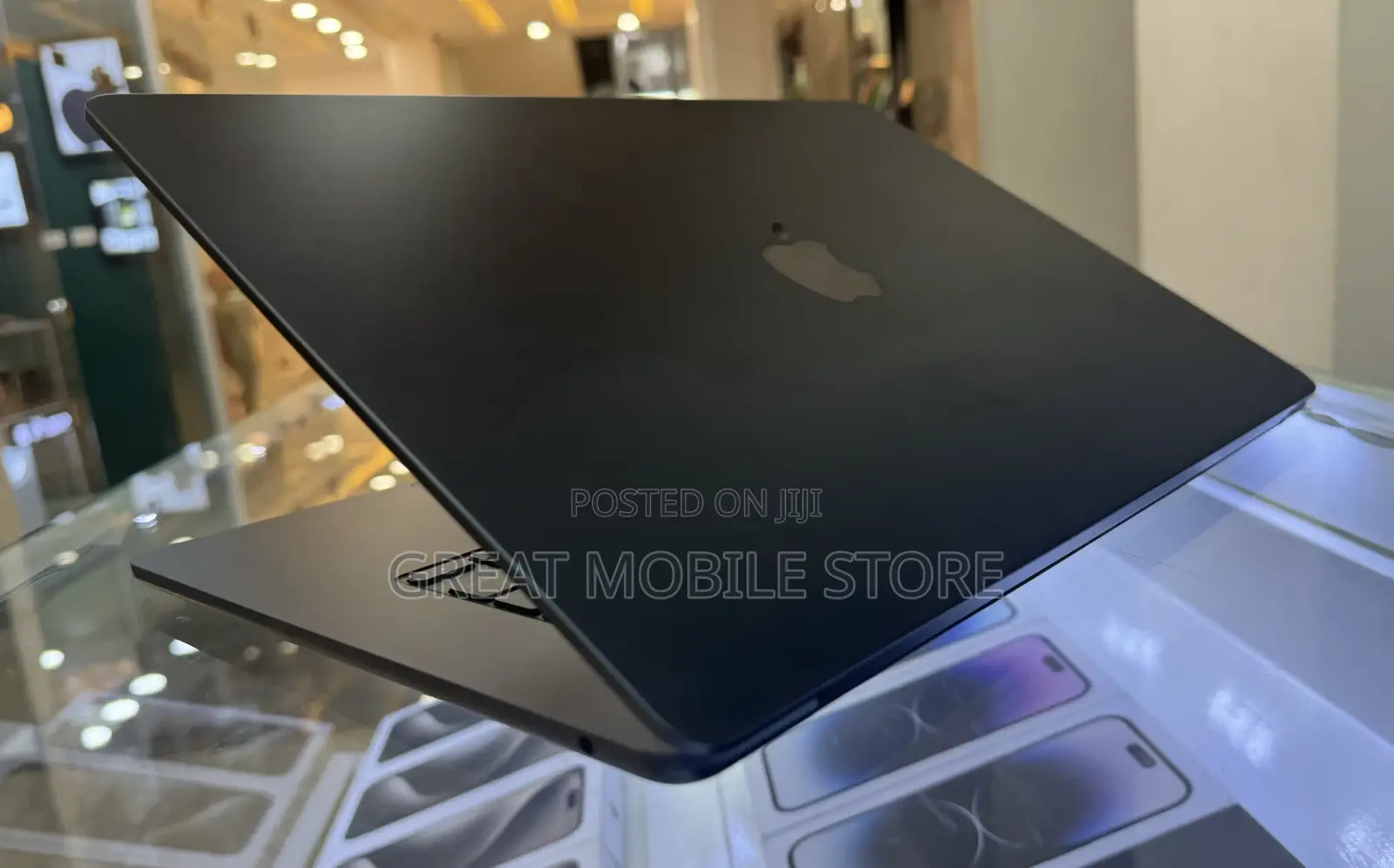 Laptop Apple MacBook Air 2023 M2 8GB Apple M2 SSD 256GB