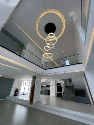 12bdrm House in የሚሸጥ ቤት መገናኛ ቶፕ ቪው, Yeka for sale