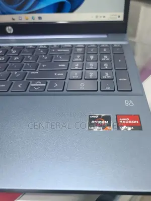 New Laptop HP 240 G2 8GB Intel Core I5 SSD 512GB
