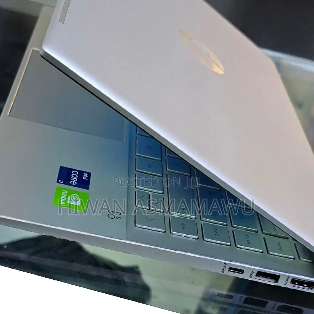 New Laptop HP Pavilion 15 16GB Intel Core I7 SSD 512GB