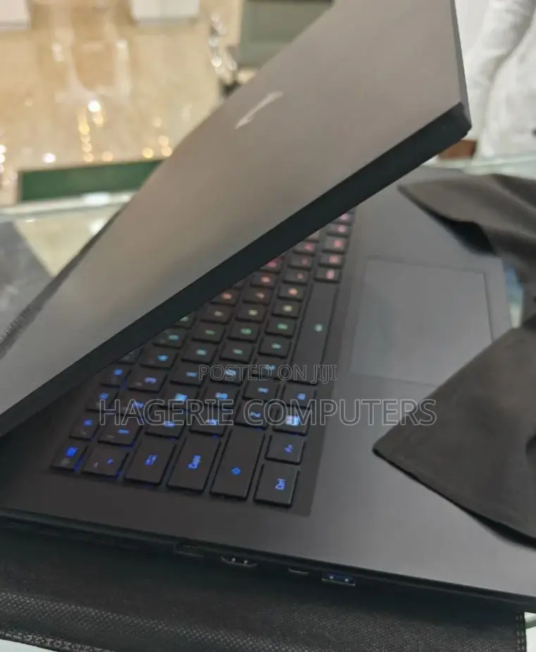 New Laptop 16GB Intel Core I7 SSD 1T