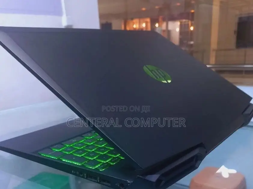 New Laptop HP Pavilion Power 15 8GB Intel Core I5 SSD 256GB