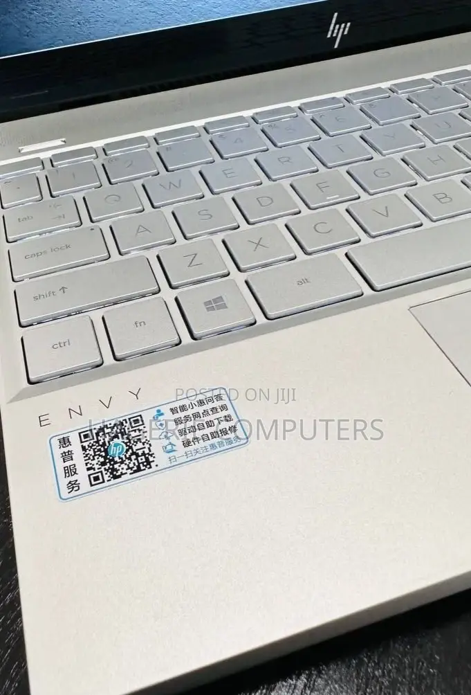 New Laptop HP Envy 13t 8GB Intel Core I5 SSD 512GB