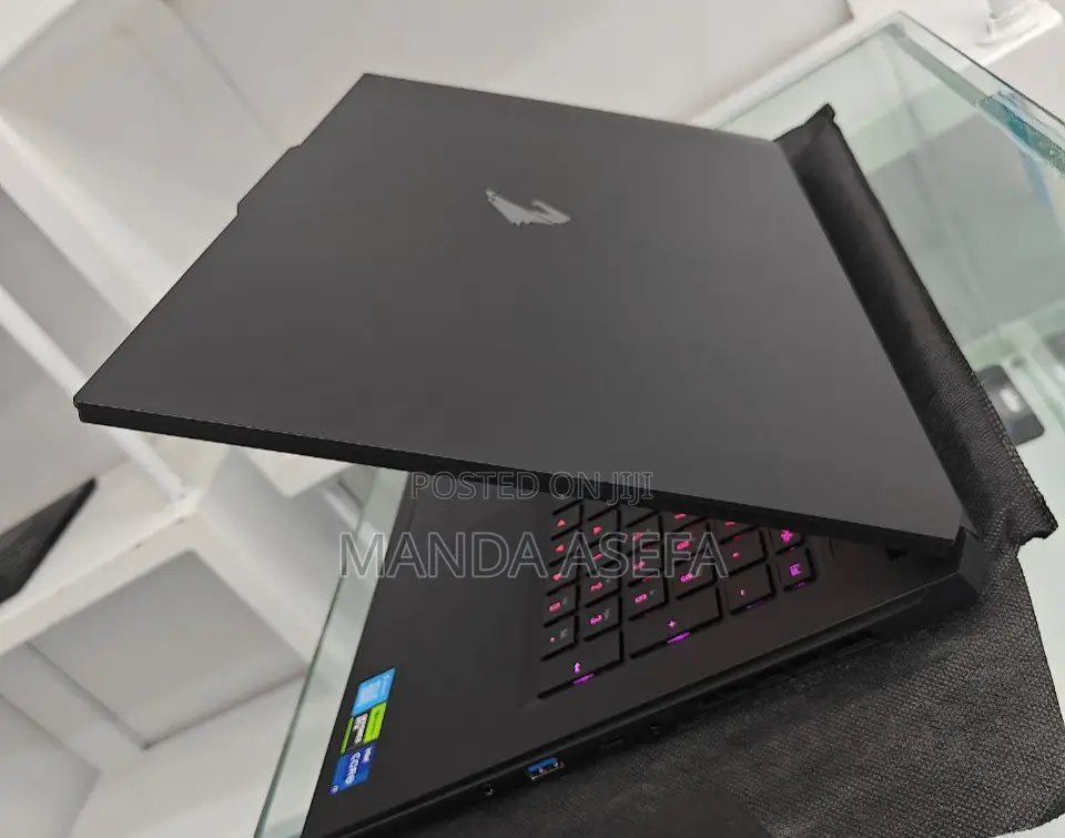 New Laptop 16GB Intel Core I7 SSD 1T