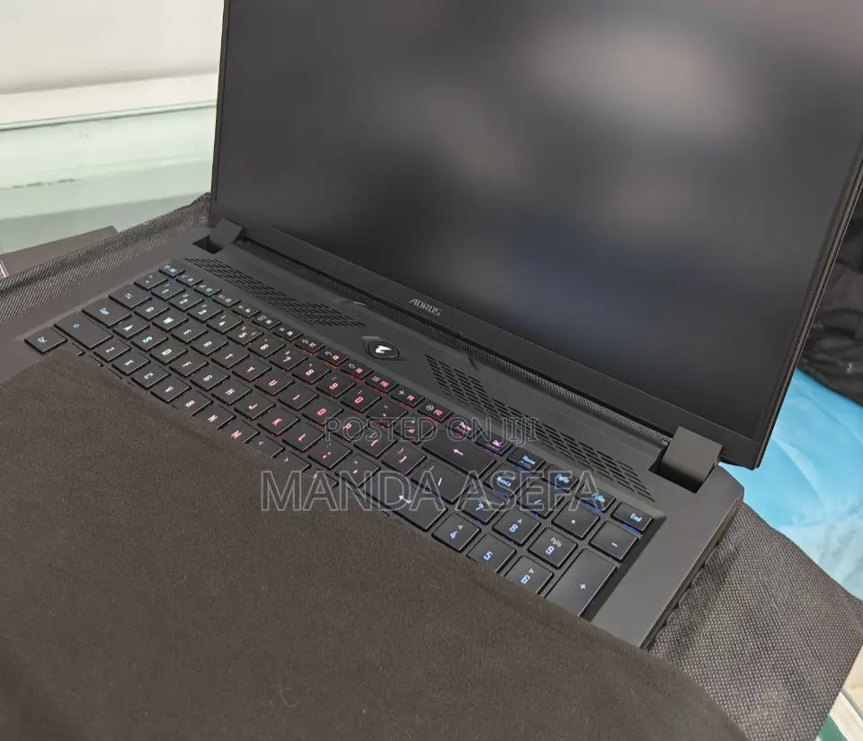 New Laptop 16GB Intel Core I7 SSD 1T