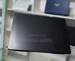 New Laptop Lenovo 8GB AMD Ryzen 5 SSD 512GB