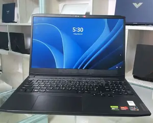 New Laptop Lenovo 8GB AMD Ryzen 5 SSD 512GB