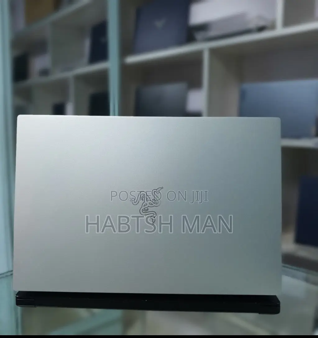 New Laptop Razer Blade 16GB Intel Core I7 SSD 512GB