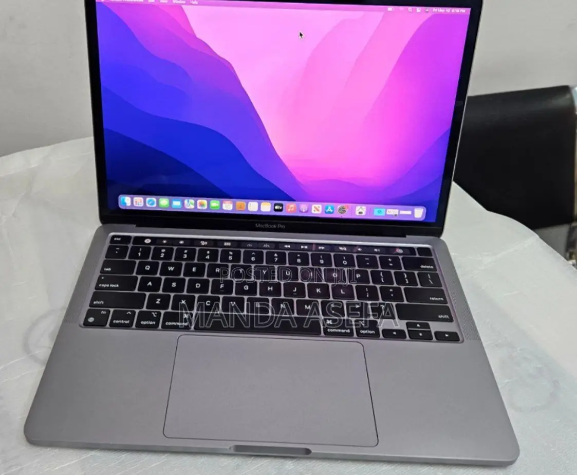 New Laptop Apple MacBook Pro M1 8GB Apple M1 SSD 512GB