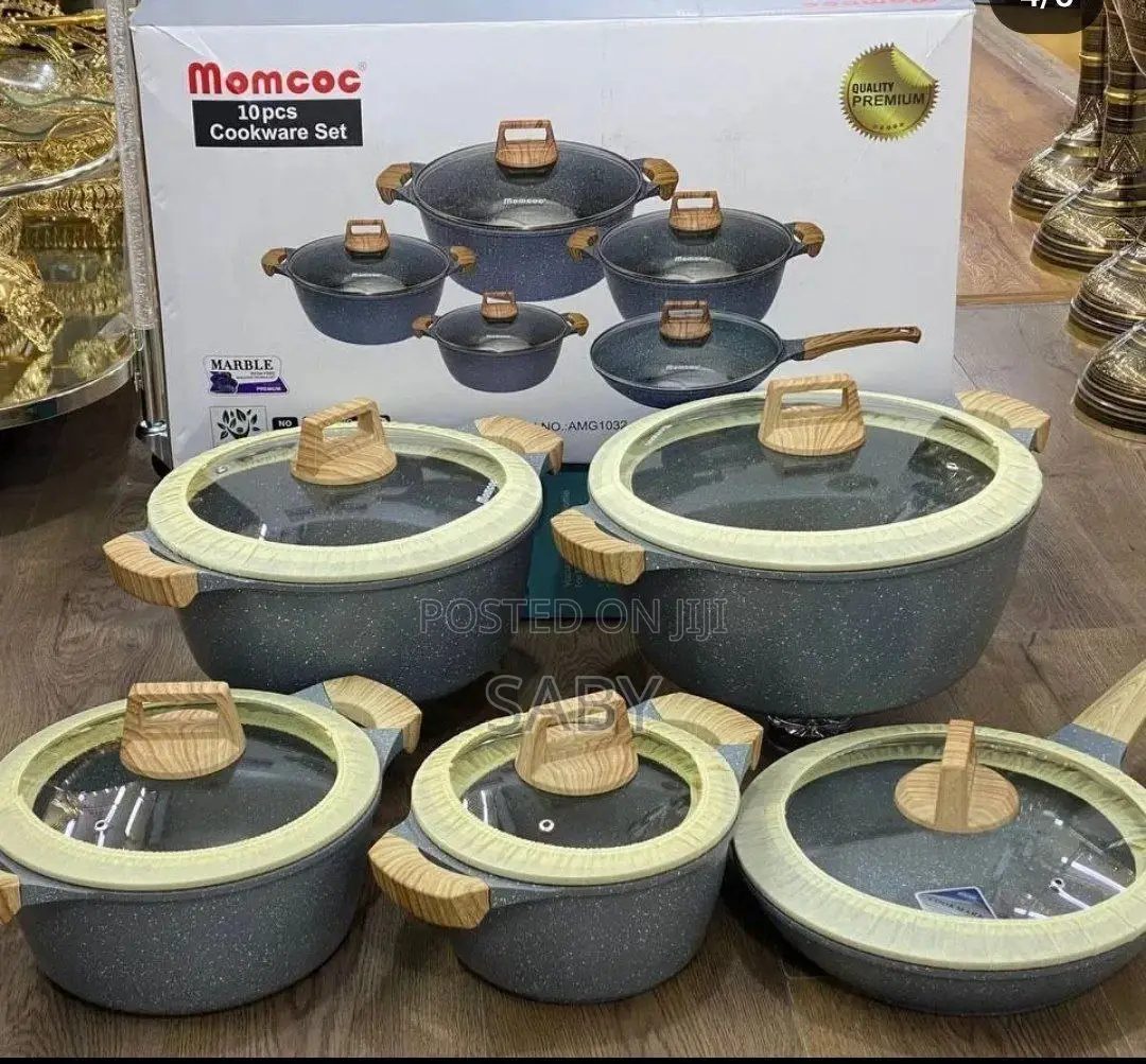 ሞምኮክ ዘመናዊ ጠንካራ እና ኦሪጂናል ድስት