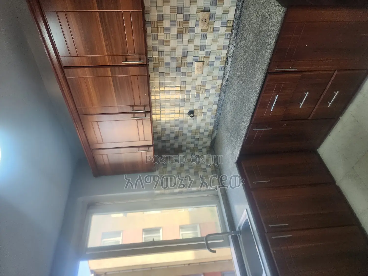 Furnished 1bdrm Condo in ሰሚት ኮንዶሚንየም, Bole for sale