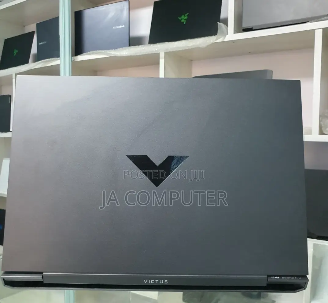 New Laptop HP Victus 15 16GB AMD Ryzen 5 SSD 512GB