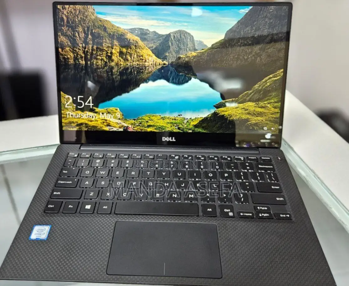 New Laptop Dell XPS 13 8GB Intel Core I7 SSD 512GB
