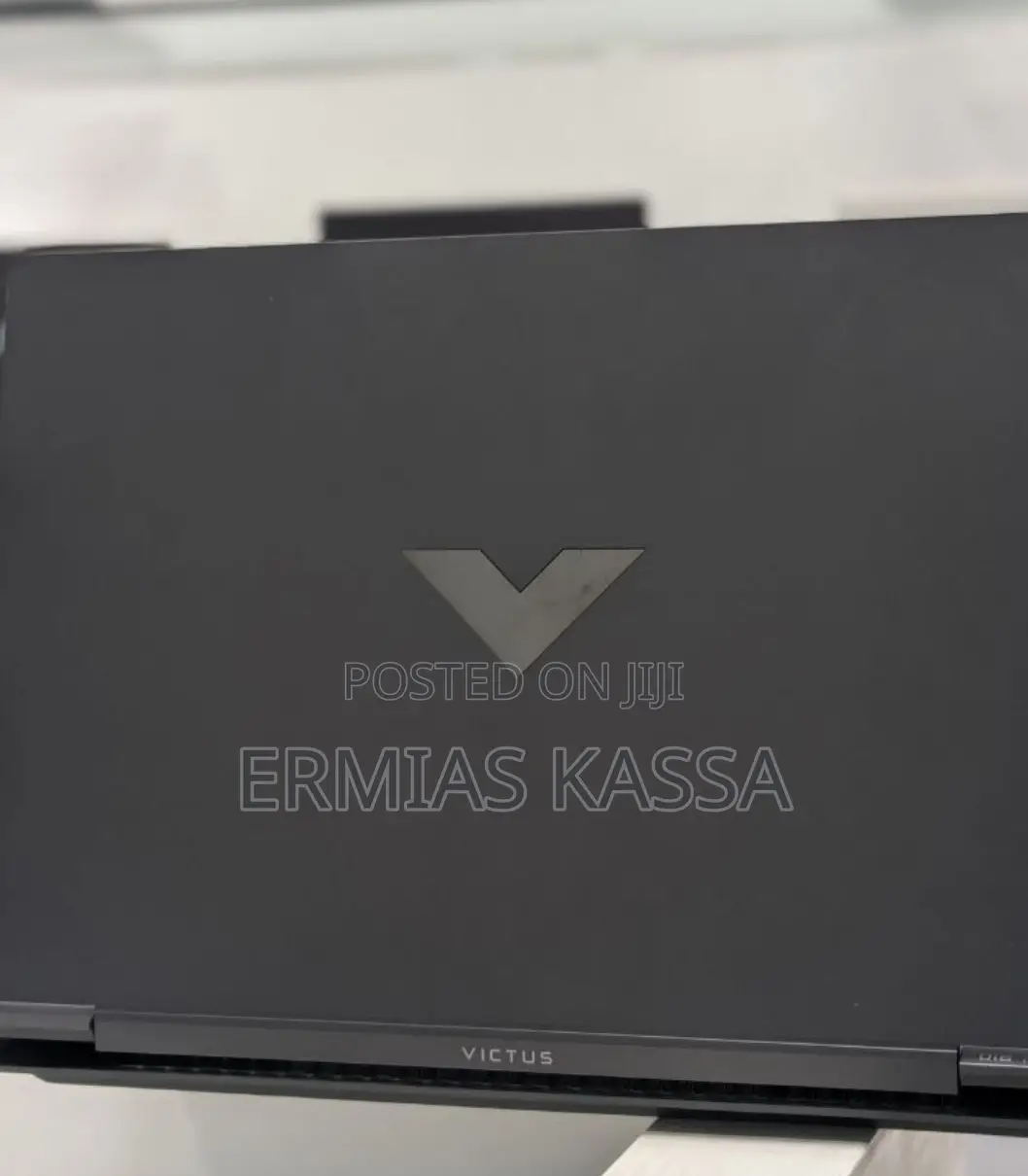 New Laptop HP Victus 16 16GB Intel Core I7 SSD 512GB