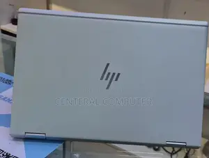 New Laptop HP EliteBook X GB Intel Core I7 SSD 512GB