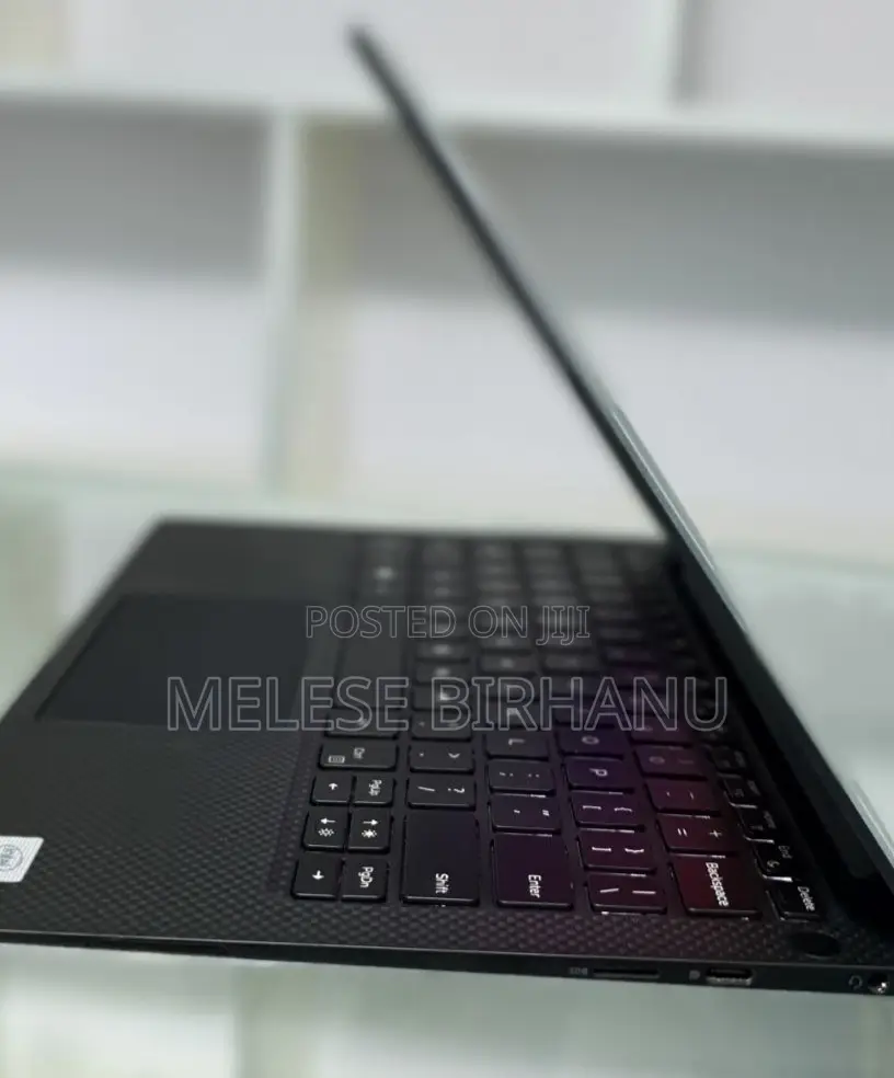 New Laptop Dell XPS 13 16GB Intel Core I7 SSD 512GB