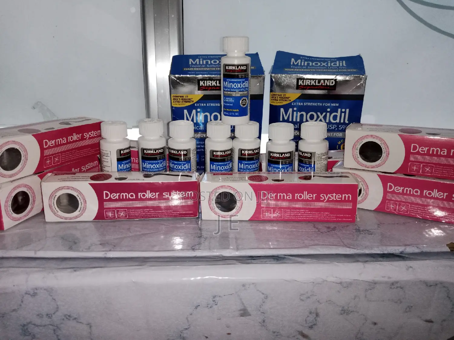 Kirkland Minoxidil+Derma Roller