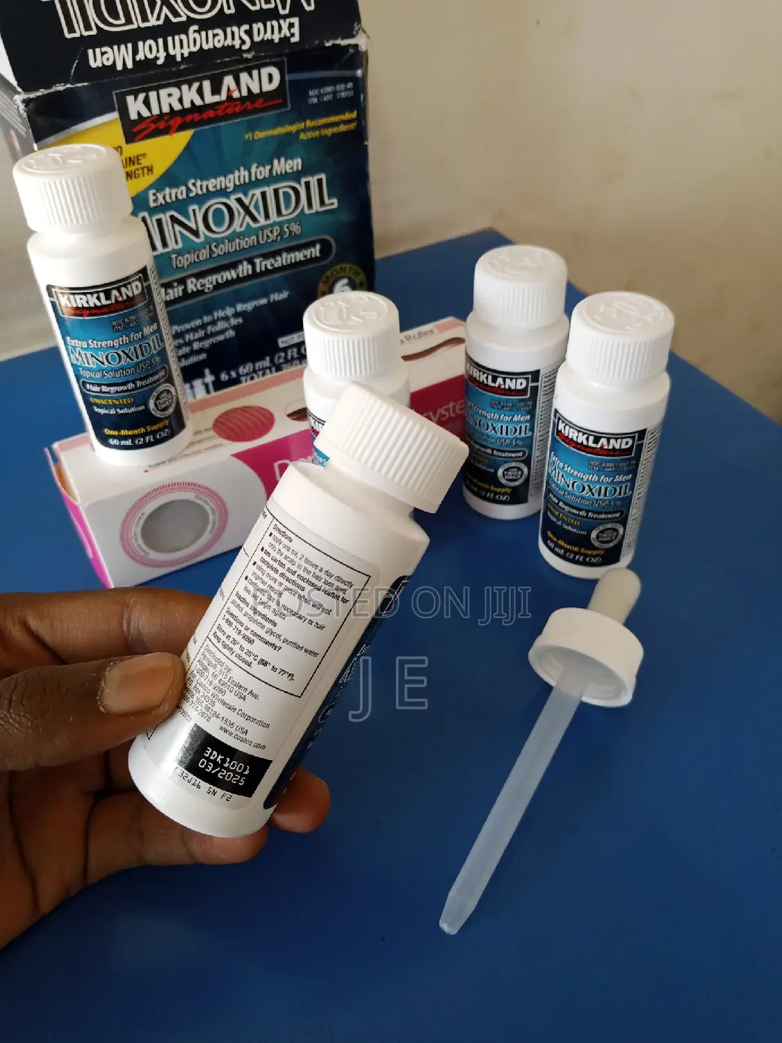 Kirkland Minoxidil With Different Size Derma