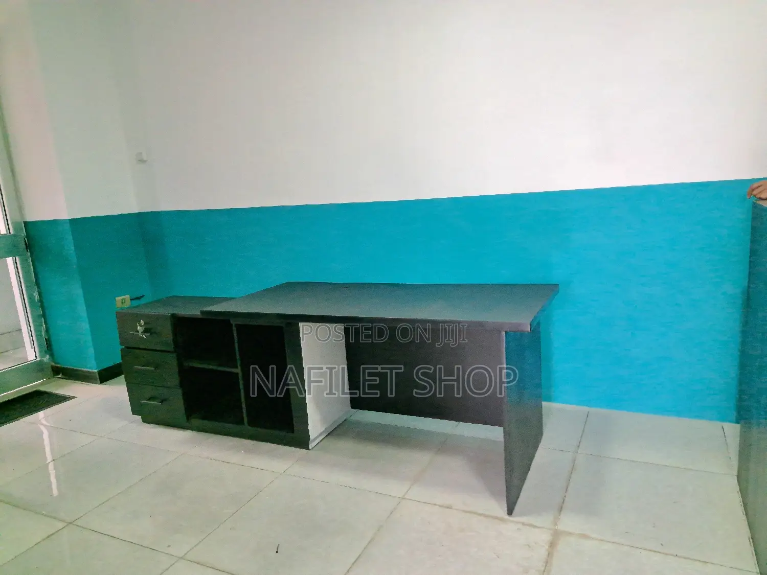 Office Manager Table