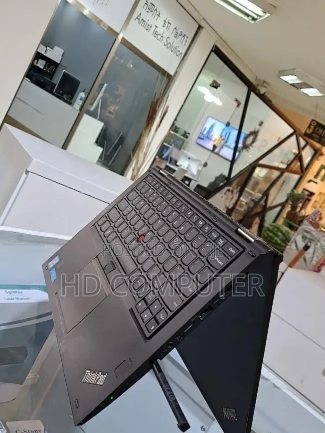 New Laptop Lenovo Yoga 260 8GB Intel Core I5 SSD 512GB