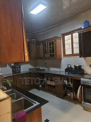 3bdrm Villa in የሚሸጥ ቪላ ሰሚት ፍየል ቤት, Bole for sale