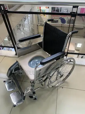 Photo - Shower Seat Wheelchair]%With Toilet Seat%Wheelchair%]Commode
