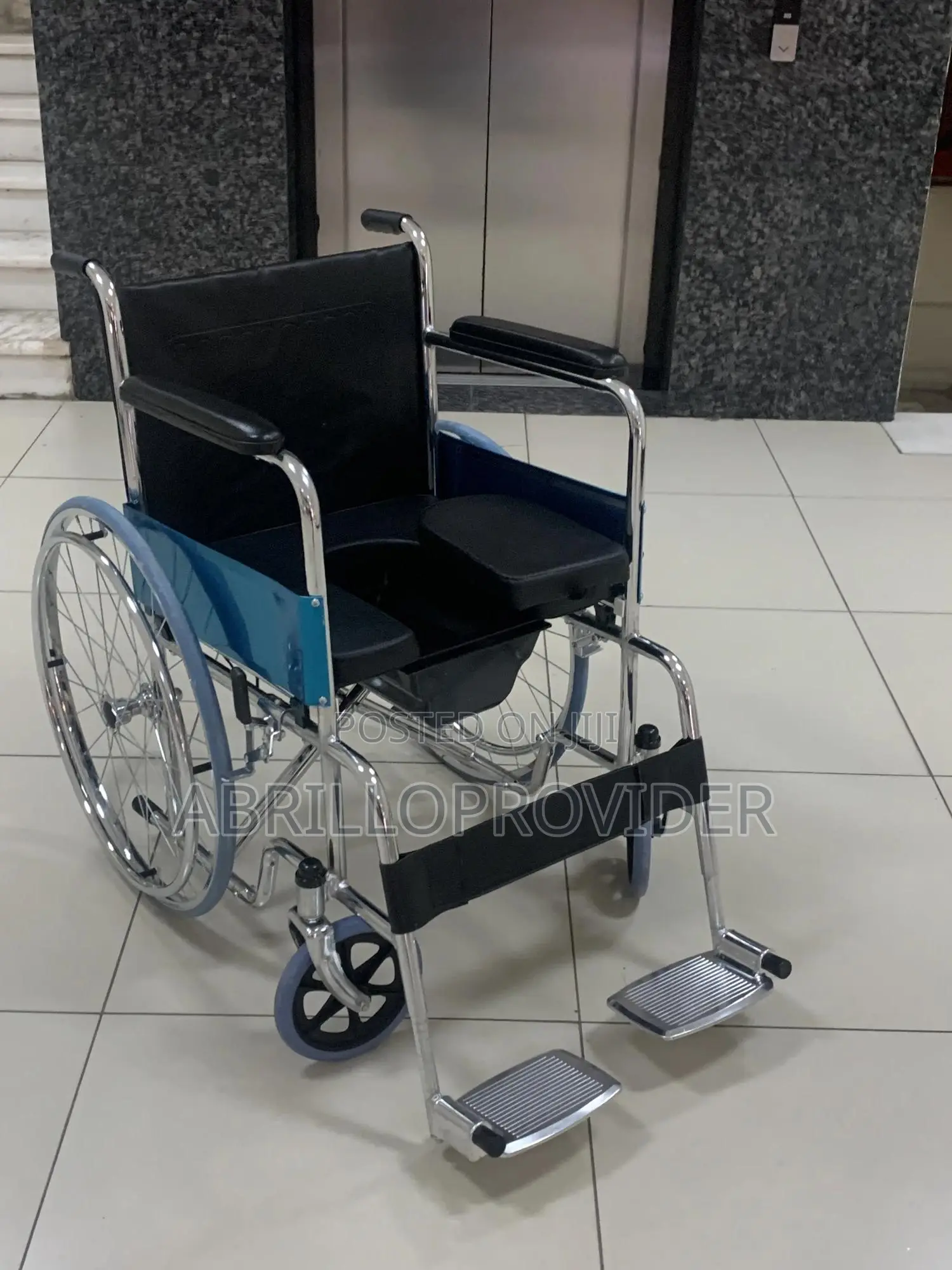 Commode Wheelchair|%Wheelchair}%Wheelchair#%Wheelchair%}150D
