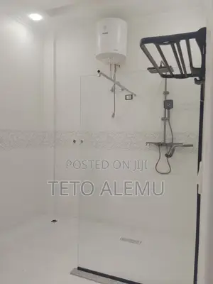 6bdrm House in የሚሸጥ ቤት ሀይሌ ጋርመት, Akaky Kaliti for sale