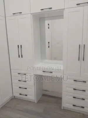 6bdrm House in የሚሸጥ ቤት ሀይሌ ጋርመት, Akaky Kaliti for sale