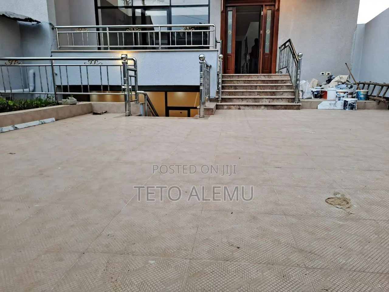 6bdrm House in የሚሸጥ ቤት ወሰን አካባቢ, Yeka for sale