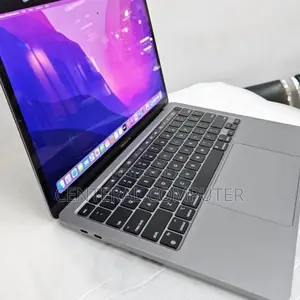 New Laptop Apple MacBook Pro 2019 32GB Intel Core i7 SSD 1T