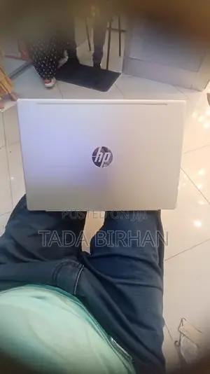 New Laptop HP Pavilion 15 8GB Intel Core I5 SSD 512GB