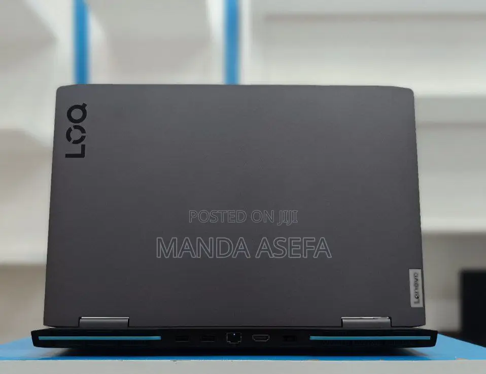 New Laptop Lenovo 8GB AMD Ryzen 7 SSD 512GB