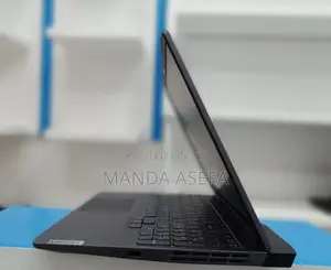 New Laptop Lenovo 8GB AMD Ryzen 7 SSD 512GB